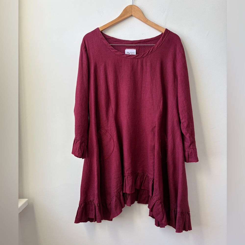 Heart's Desire Butterfly Burgundy Linen Top - Picture 3 of 12